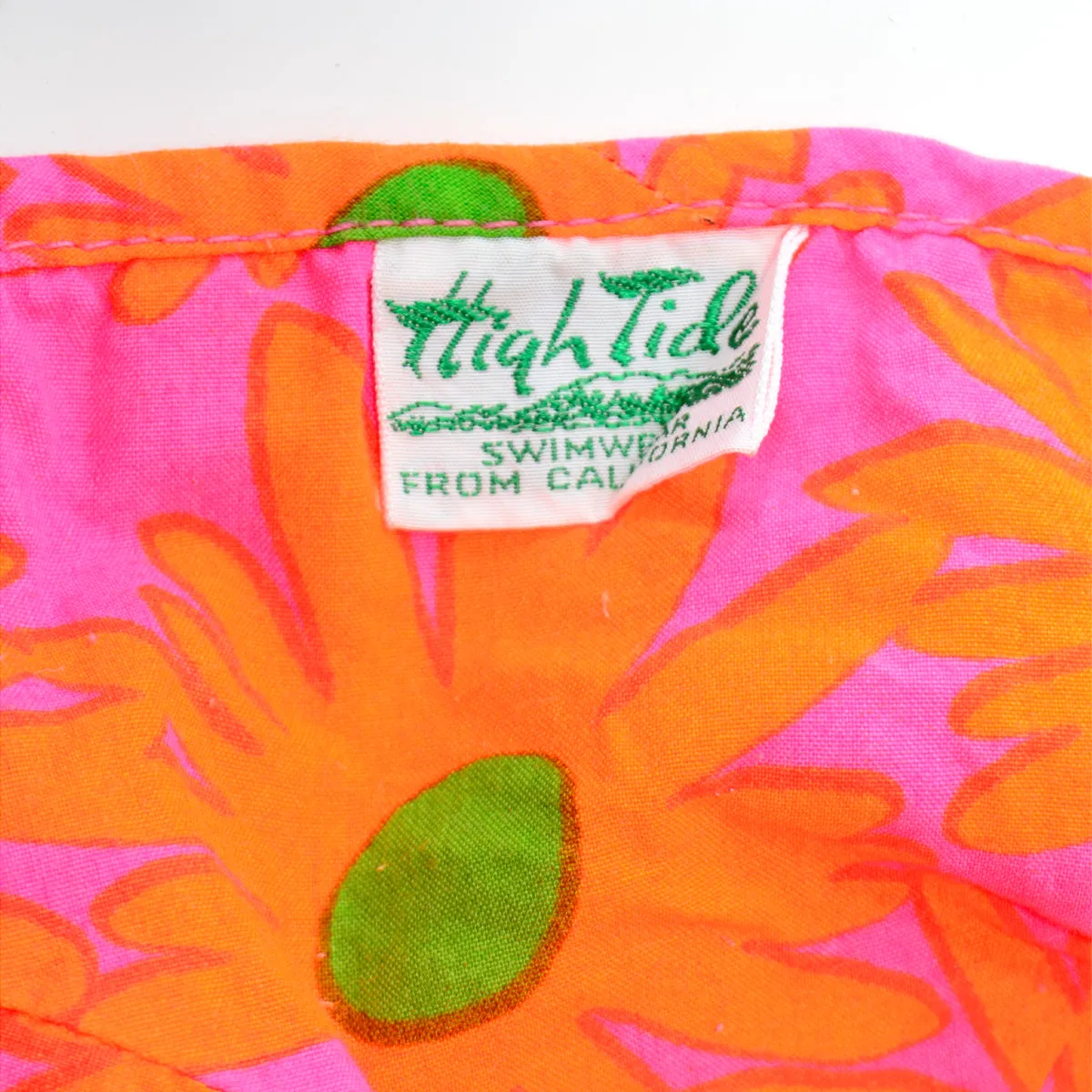 1970s High Tide Neon Pink Daisy Two Piece Strapless Bikini