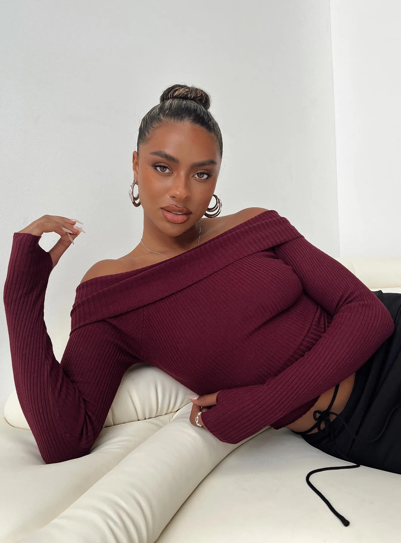 Morley Off Shoulder Sweater Burgundy