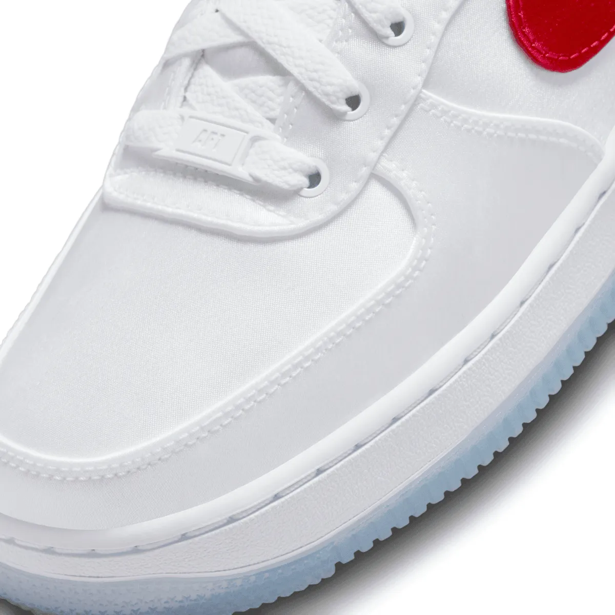 Wmns Air Force 1 ’07 'Satin White Red'